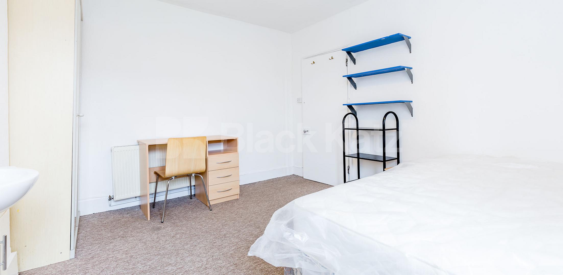 			MINUTES TO HAMPSTEAD HEATH!, 2 Bedroom, 1 bath, 1 reception Flat			 Mackeson Road, Belsize Park